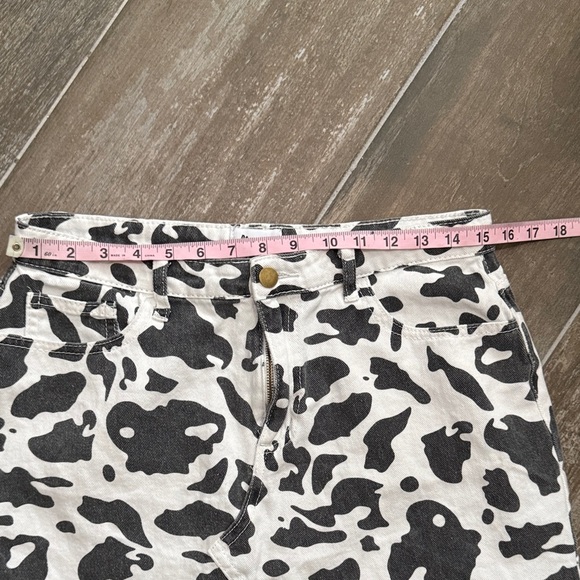 Princess Polly Black and White Cow Print Mini Skirt - Picture 4 of 8